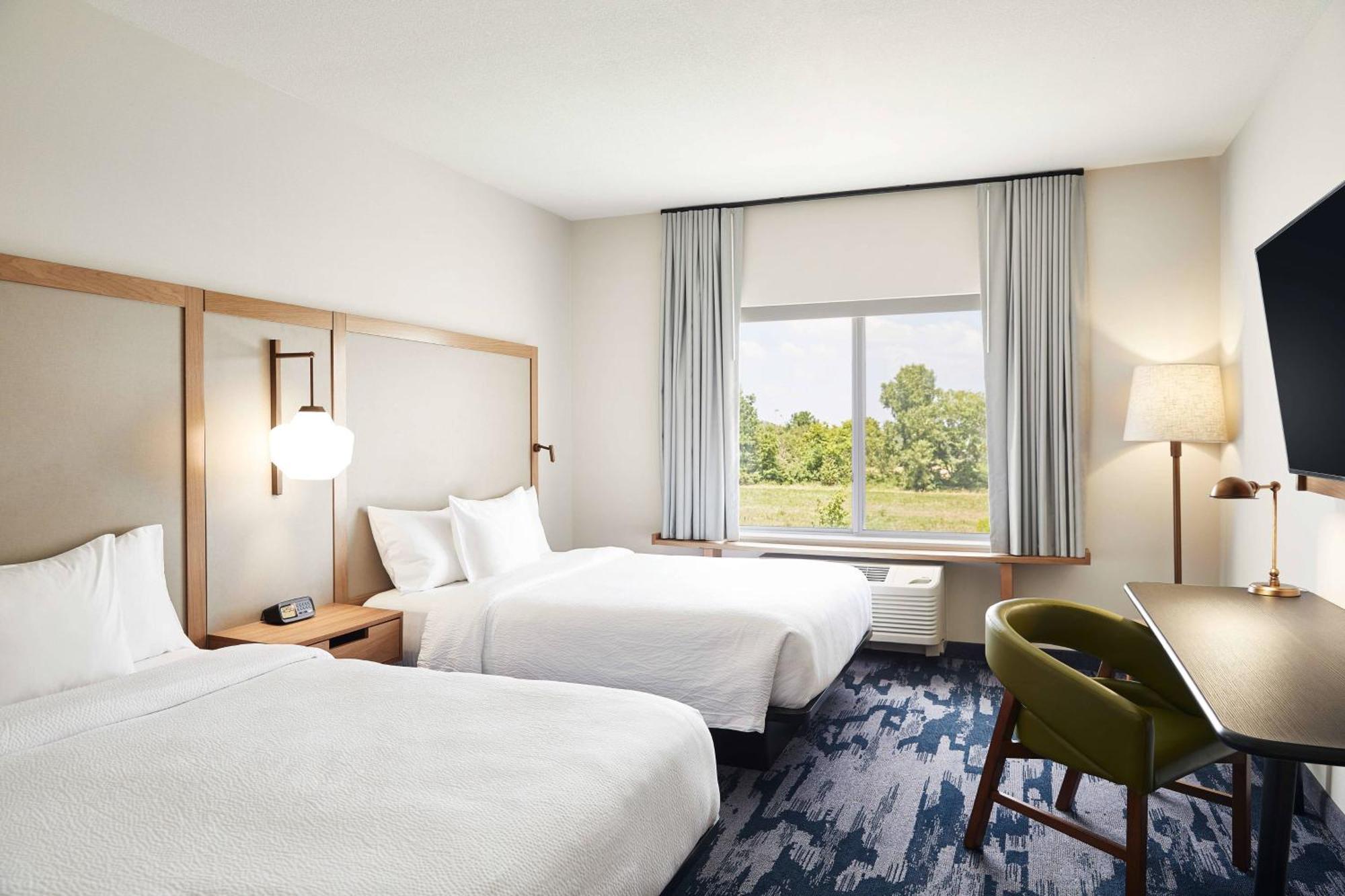 Fairfield Inn & Suites By Marriott Kansas City Belton Экстерьер фото