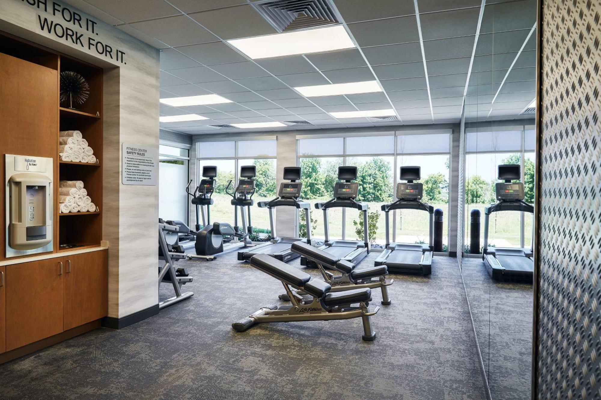 Fairfield Inn & Suites By Marriott Kansas City Belton Экстерьер фото